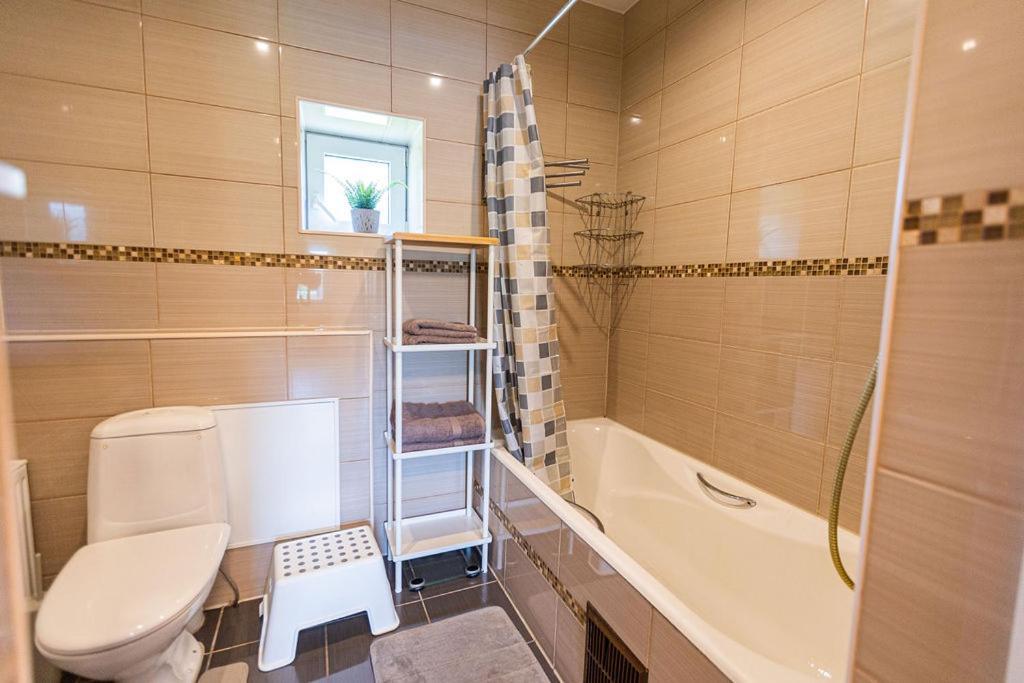 Villa Schneider Hause Jūrkalne Esterno foto
