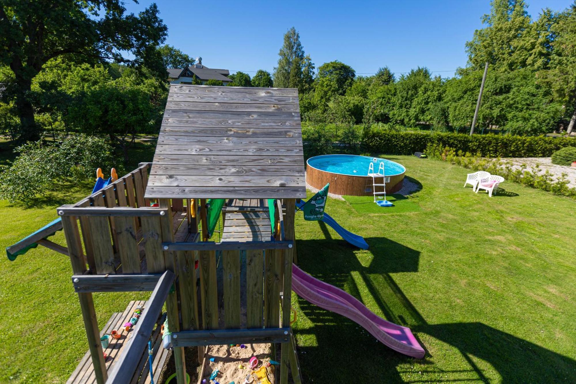 Villa Schneider Hause Jūrkalne Esterno foto